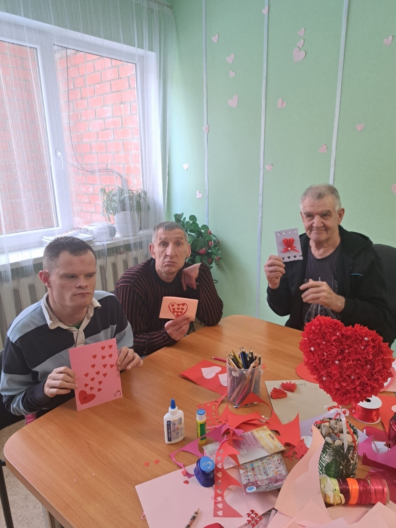 Klienti veido Valentīndienas apsveikumus