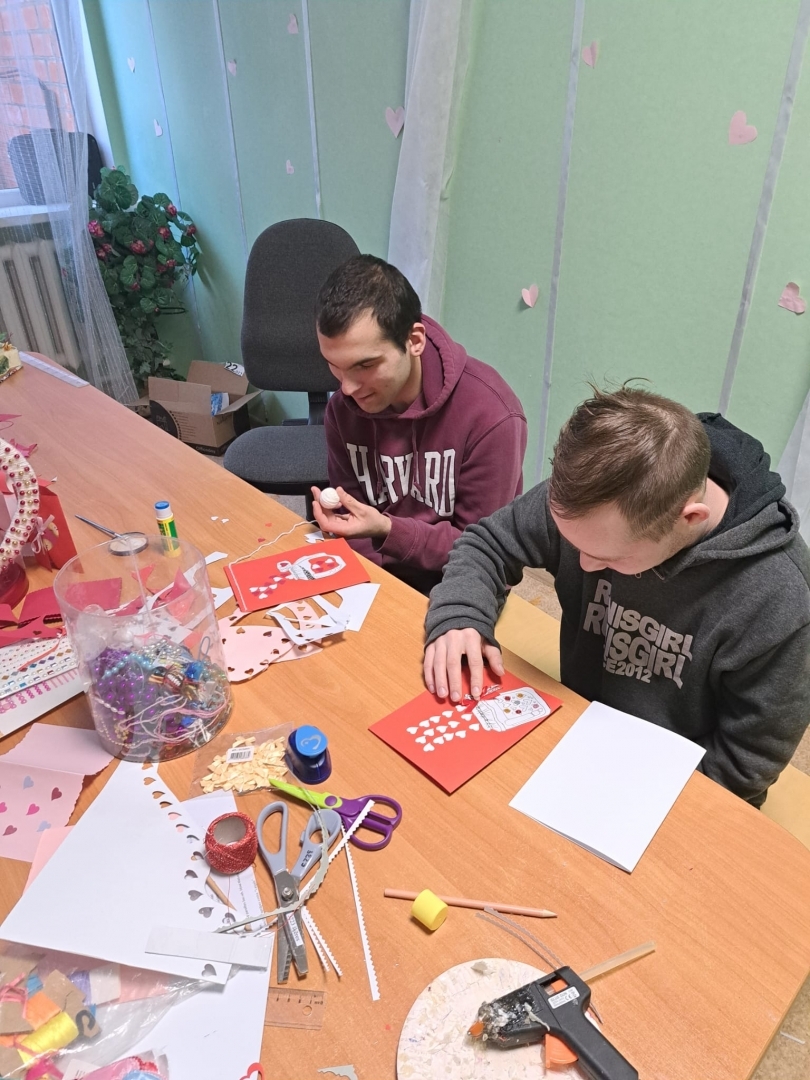 Klienti veido Valentīndienas apsveikumus