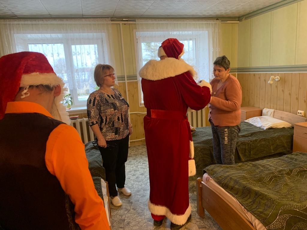 Klienti un ziemassvētku vecītis