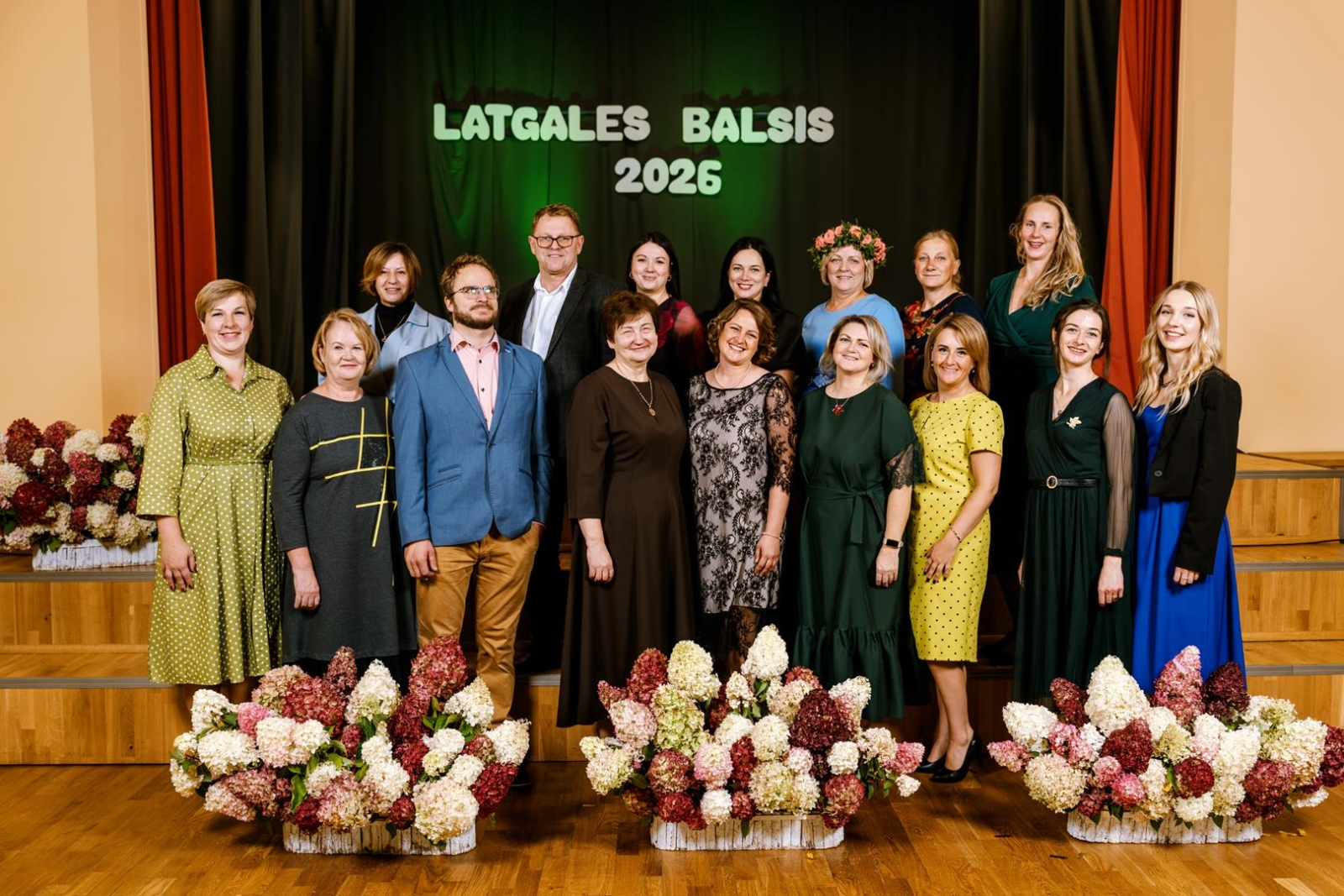 VSAC Latgale Administrācijas darbinieki darbinieki pie skatuves