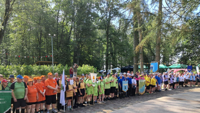 Sportistu komanda ierindā