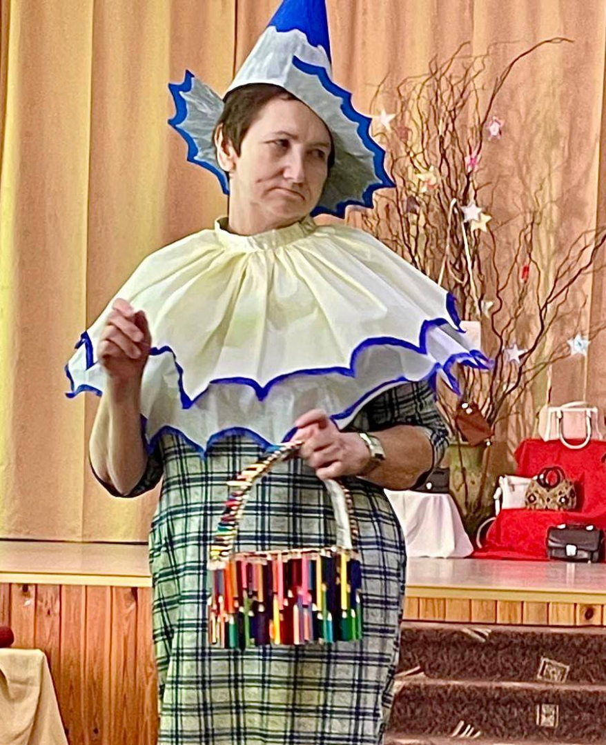 Cilvēki ar pašu dizainētām somām