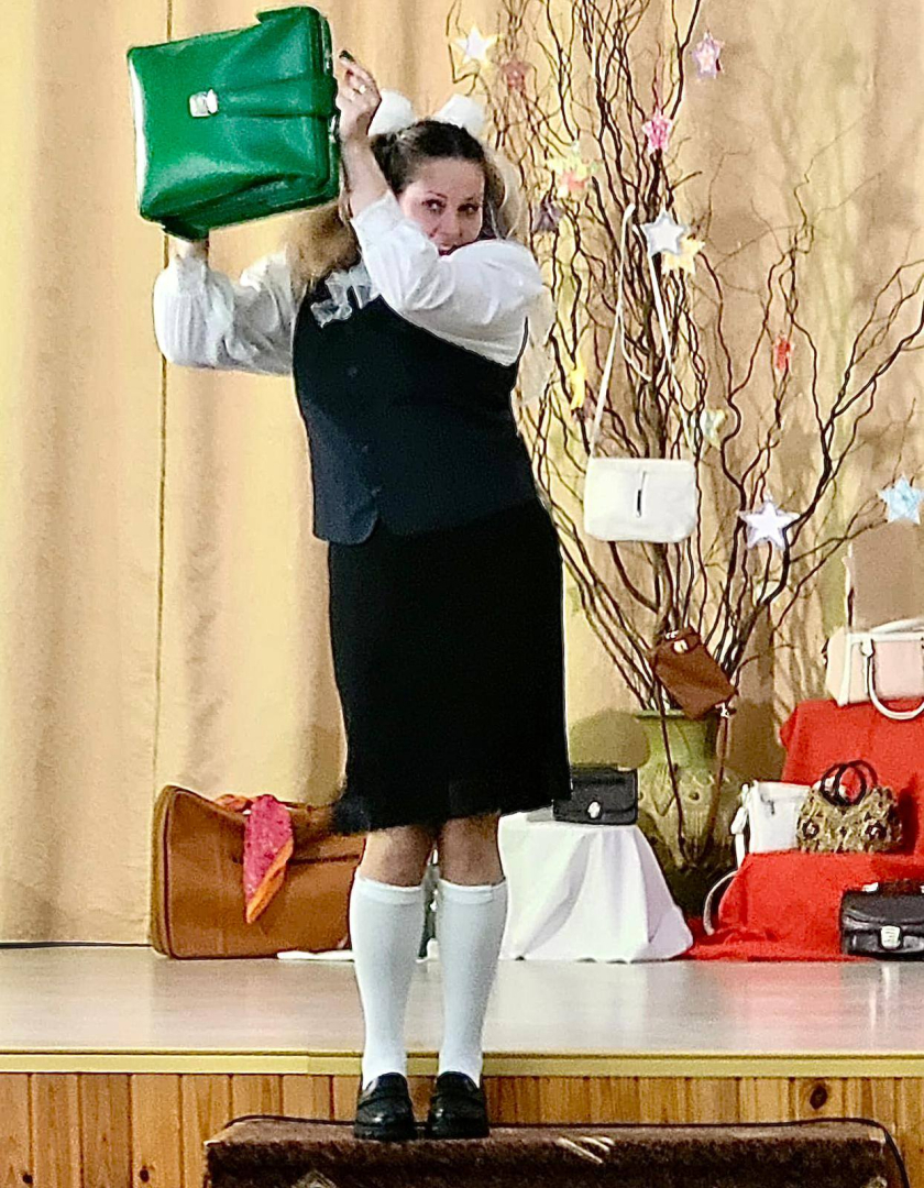 Cilvēki ar pašu dizainētām somām