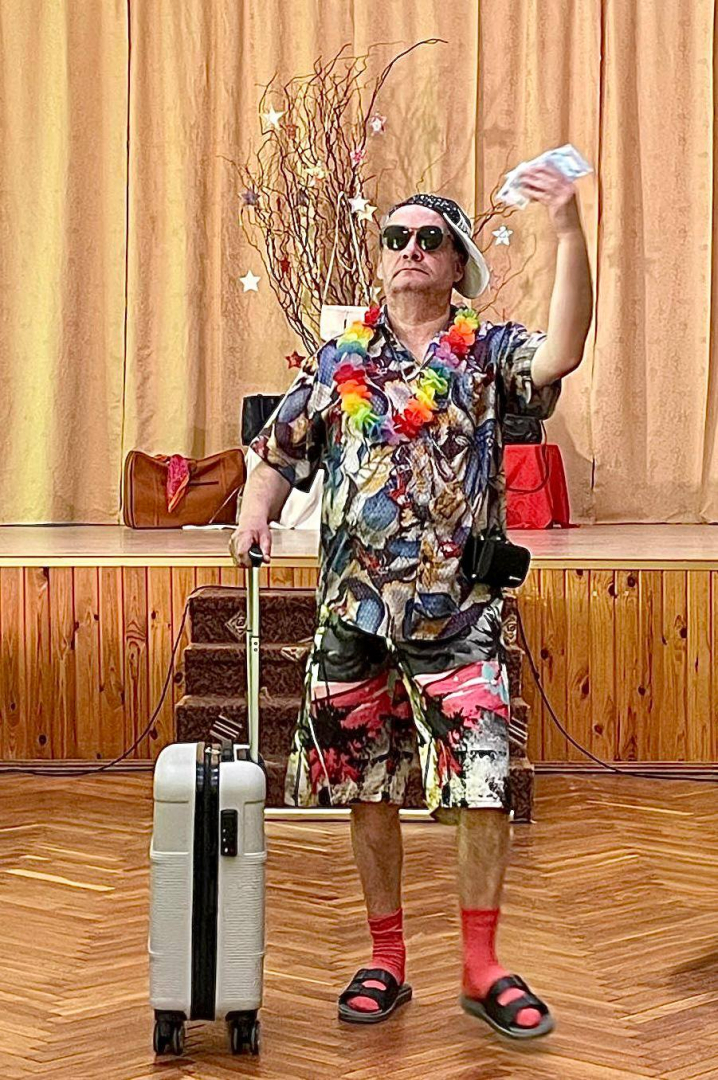 Cilvēki ar pašu dizainētām somām