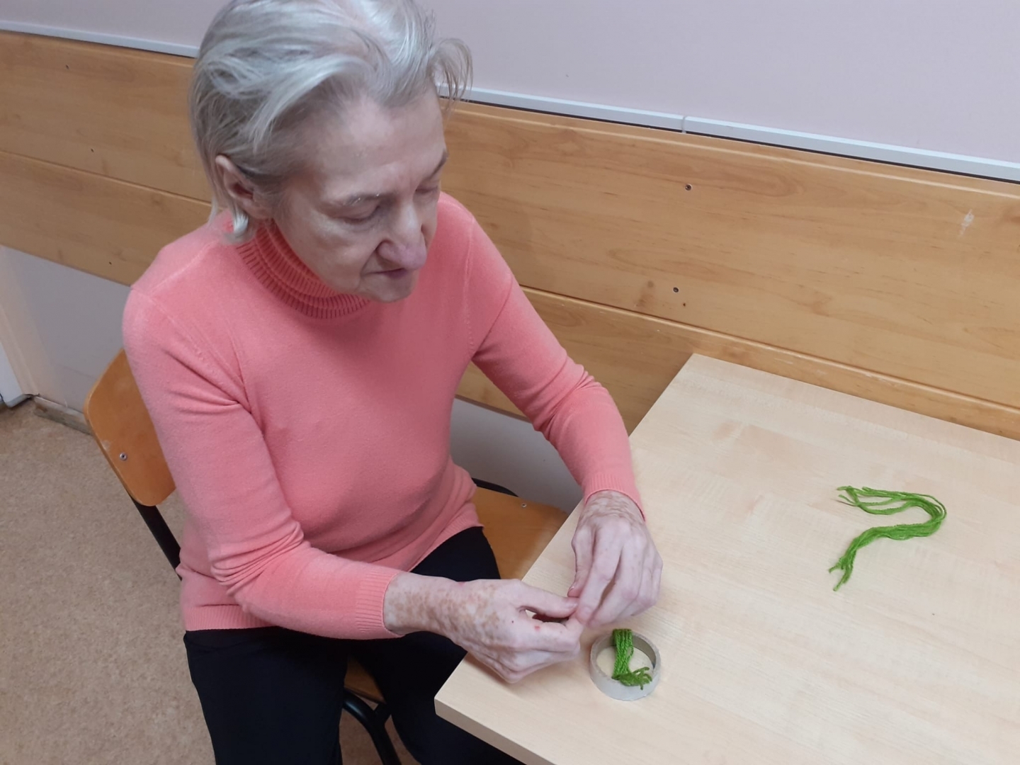 Klienti gatavo Ziemassvētku rotājumus