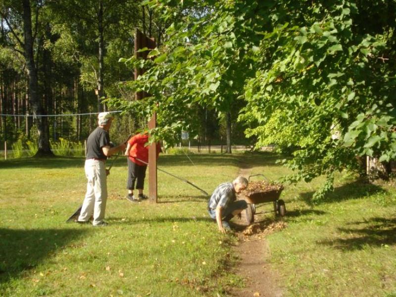 Lapu grābšana un vākšana