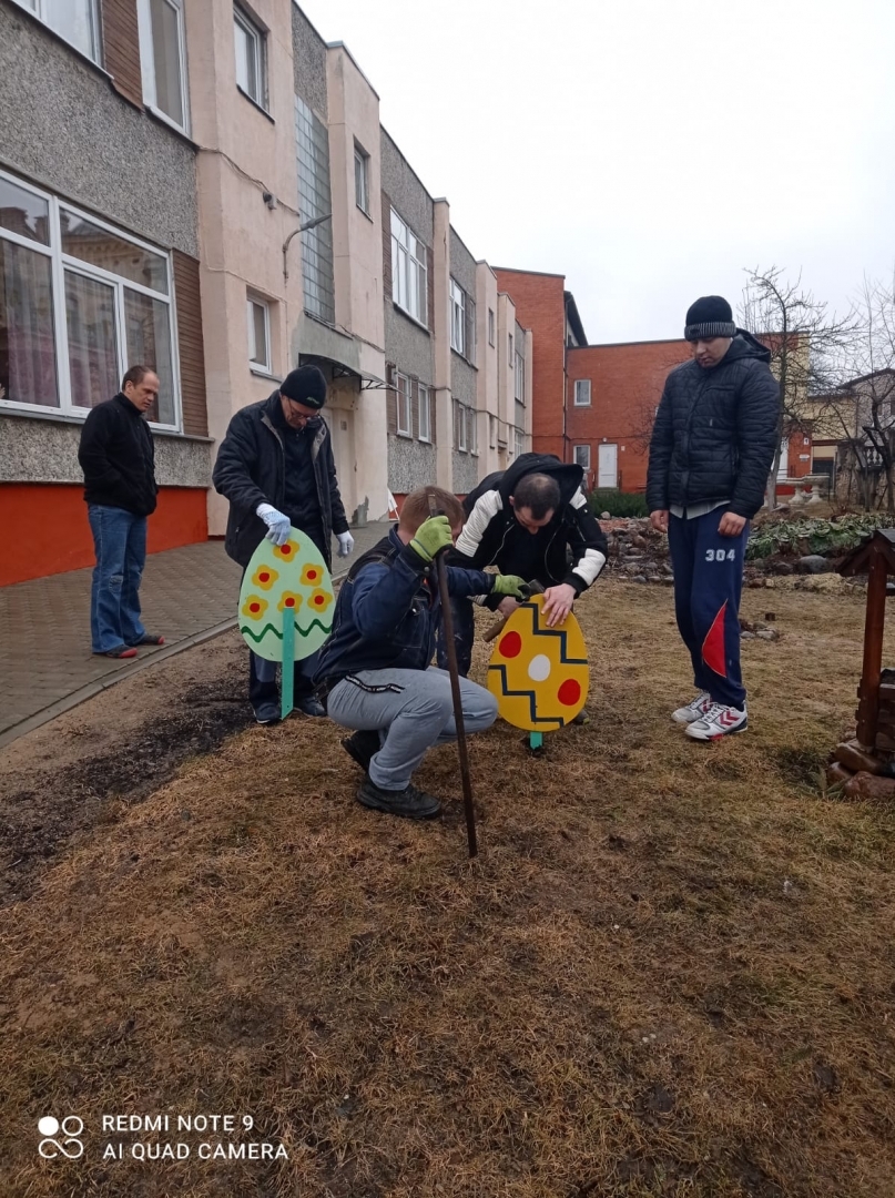 Liledienu rootājumi- olas