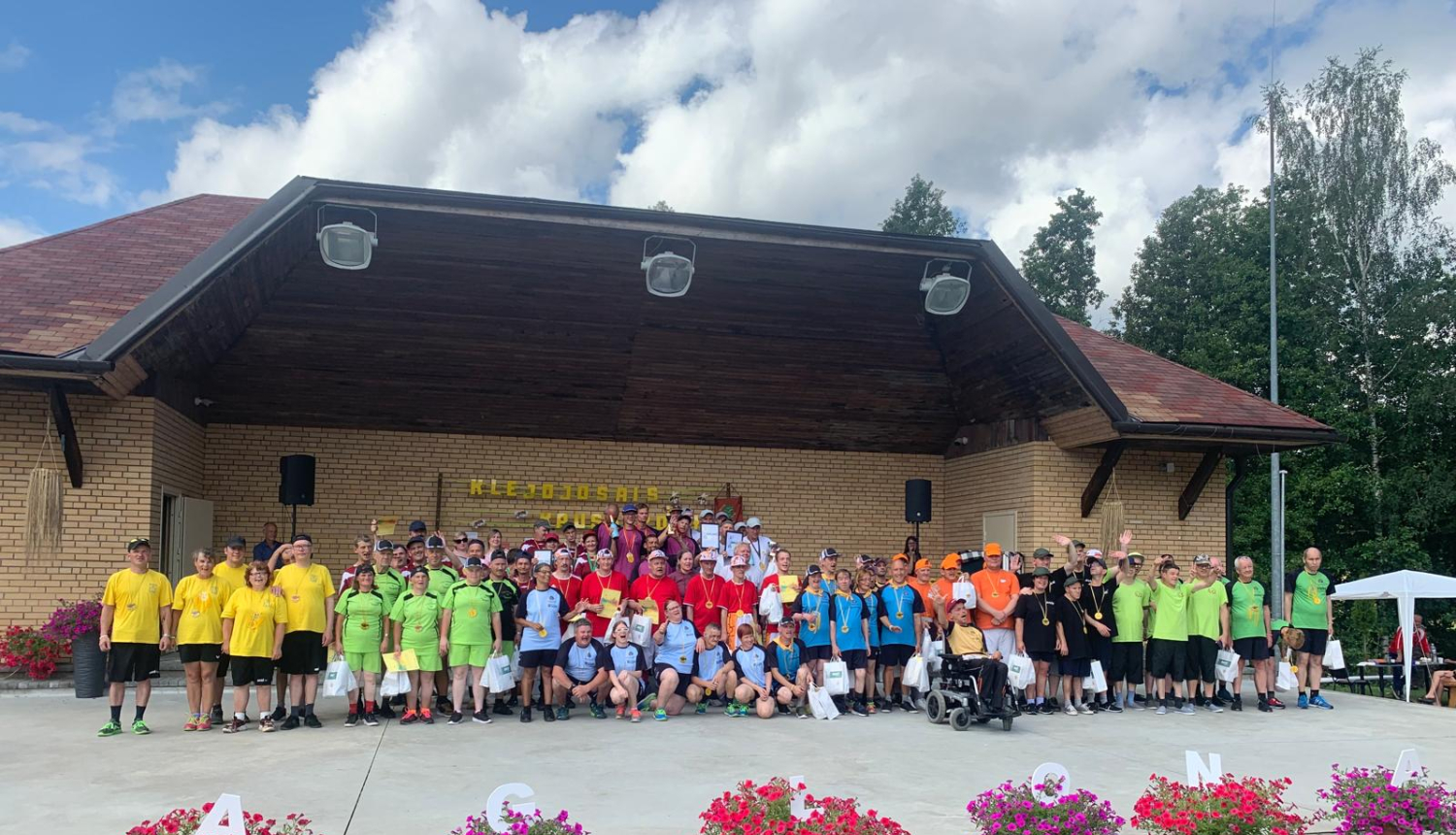 Sacensību dalībnieki