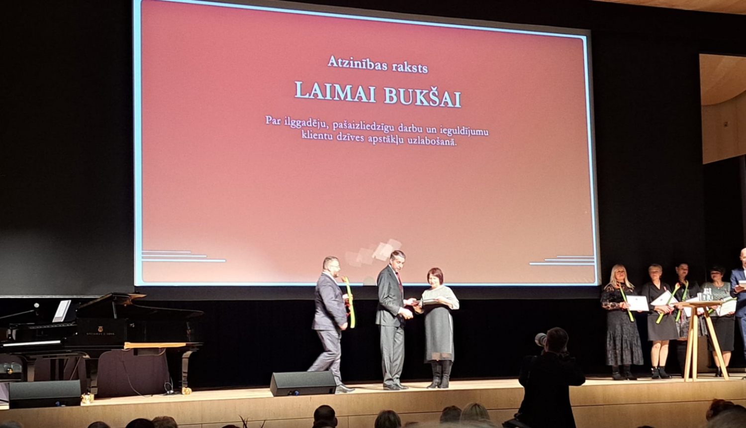 VSAC "Latgale" darbinieki saņem goda rakstus